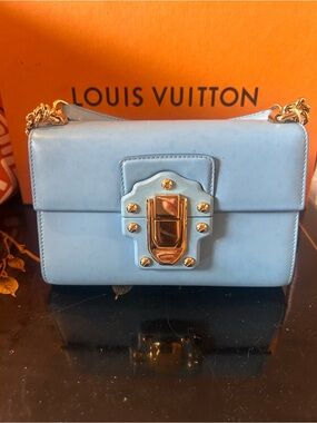 Dolce and Gabanna Lucia  Chain Shoulder Bag